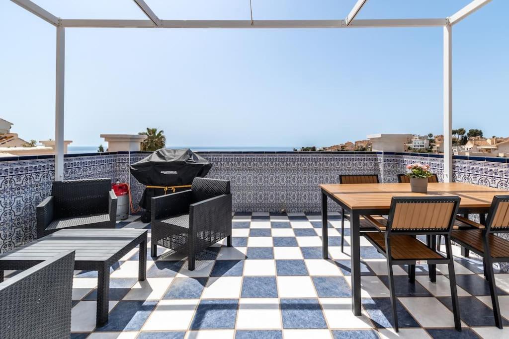 Oasis 16 Apartment Nerja Exterior photo