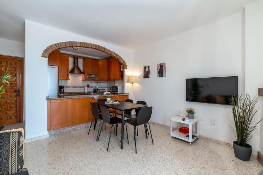 Oasis 16 Apartment Nerja Exterior photo