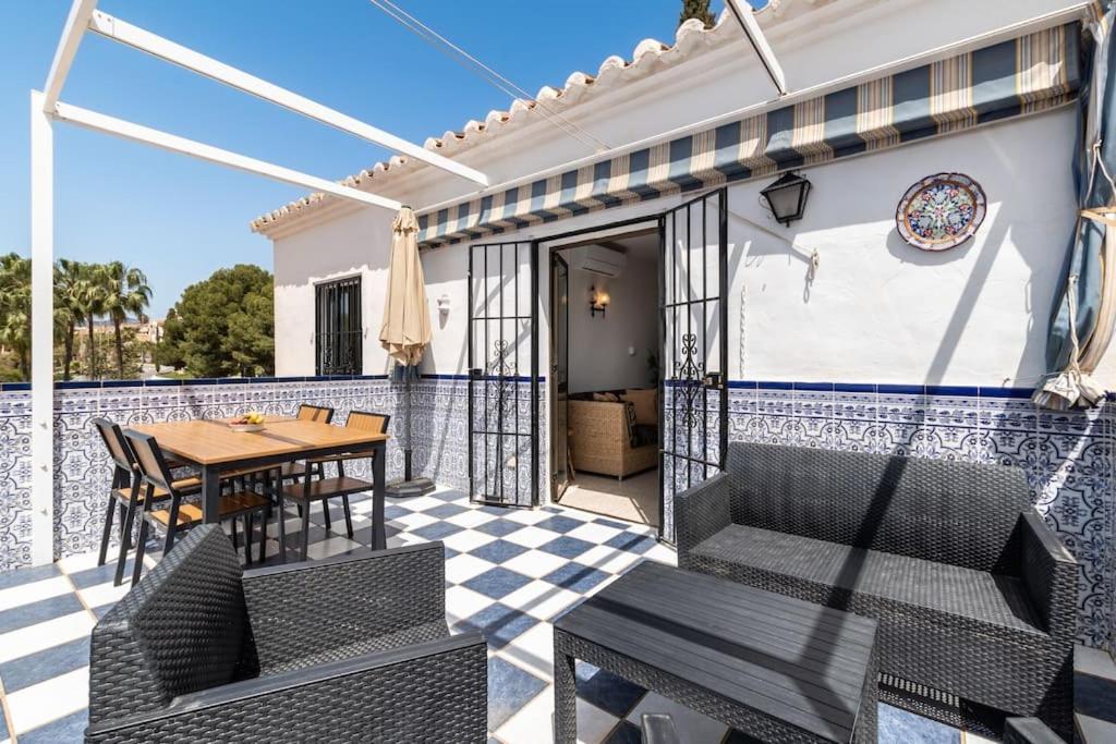Oasis 16 Apartment Nerja Exterior photo