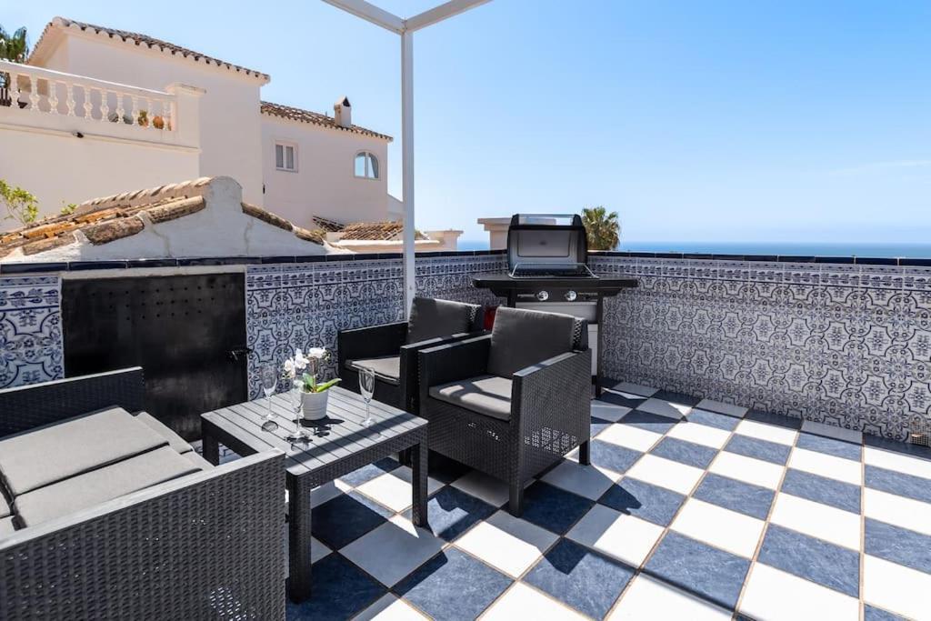 Oasis 16 Apartment Nerja Exterior photo