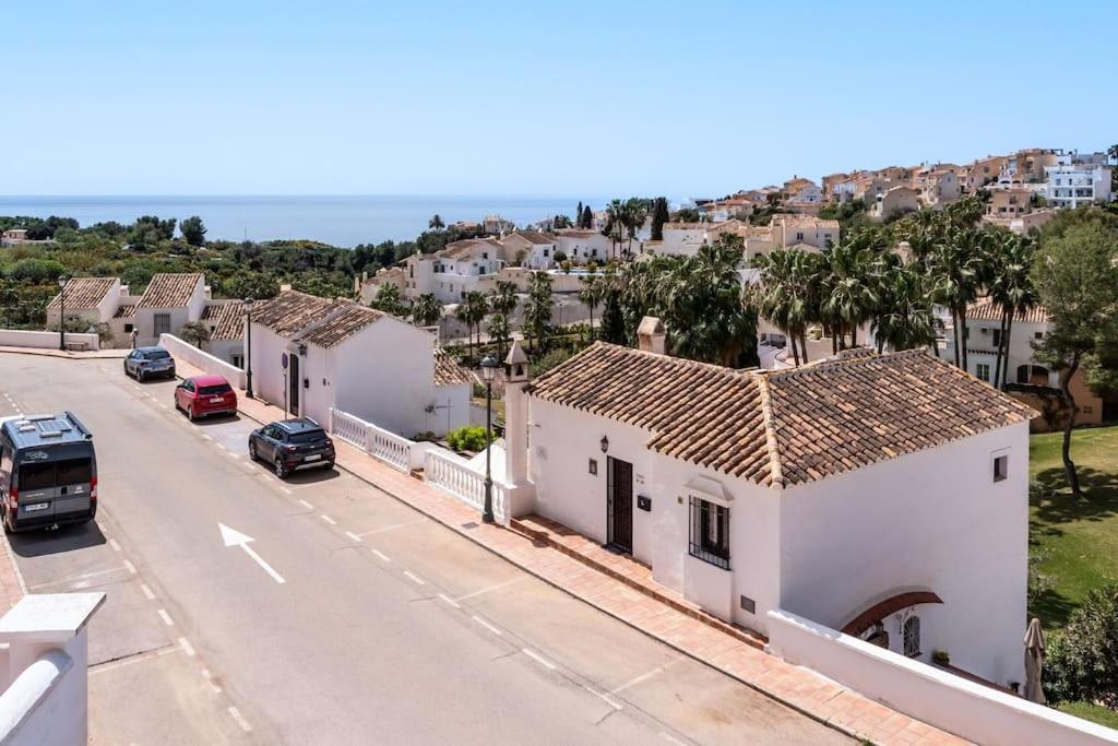 Oasis 16 Apartment Nerja Exterior photo